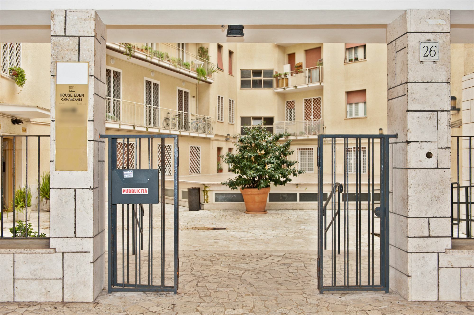 Casa Vacanze House Eden Roma Exterior foto